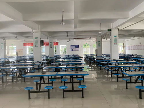 大理市餐飲服務食品安全“紅黑榜”第2期發布 8家“紅榜”樹立標桿，13家“黑榜”亟待整改